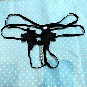 NEW Crotchless Black Strappy Gstring Thong Panties With Pearls & Floral Detail